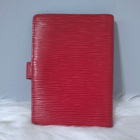 Louis Vuitton epi agenda 1990s EUC - Picture 3 of 10